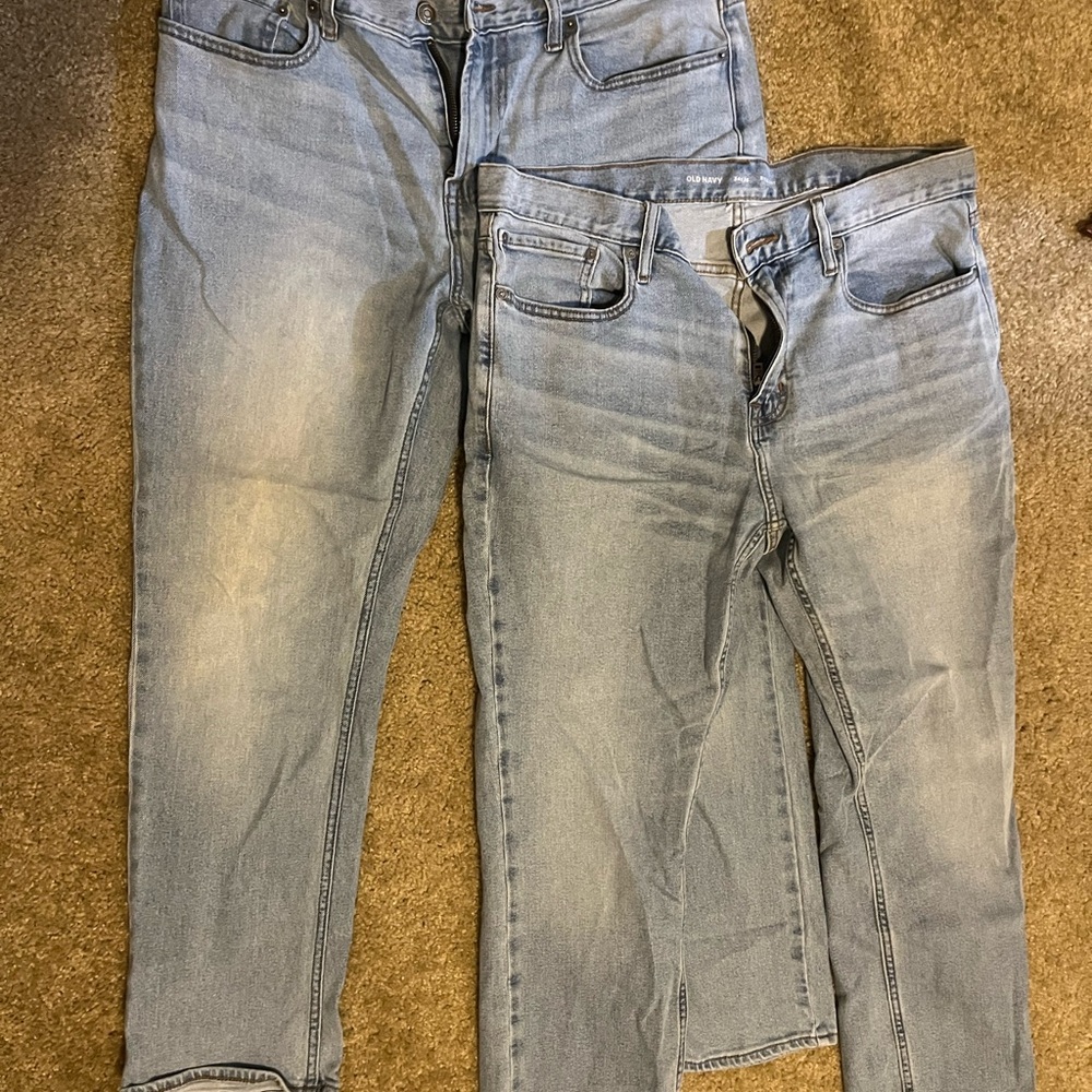 Old Navy Men’s light blue jeans 2 pack